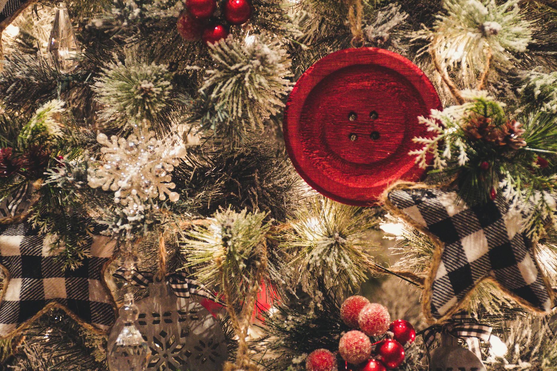 Cum să creezi un calendar de Advent DIY pentru copii