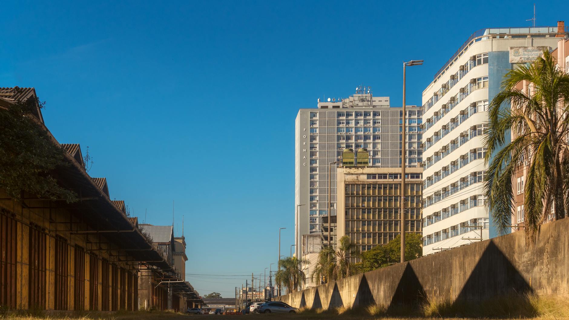 Ce să urmărești în istoricul dezvoltatorului înainte de a investi într-un proiect?
