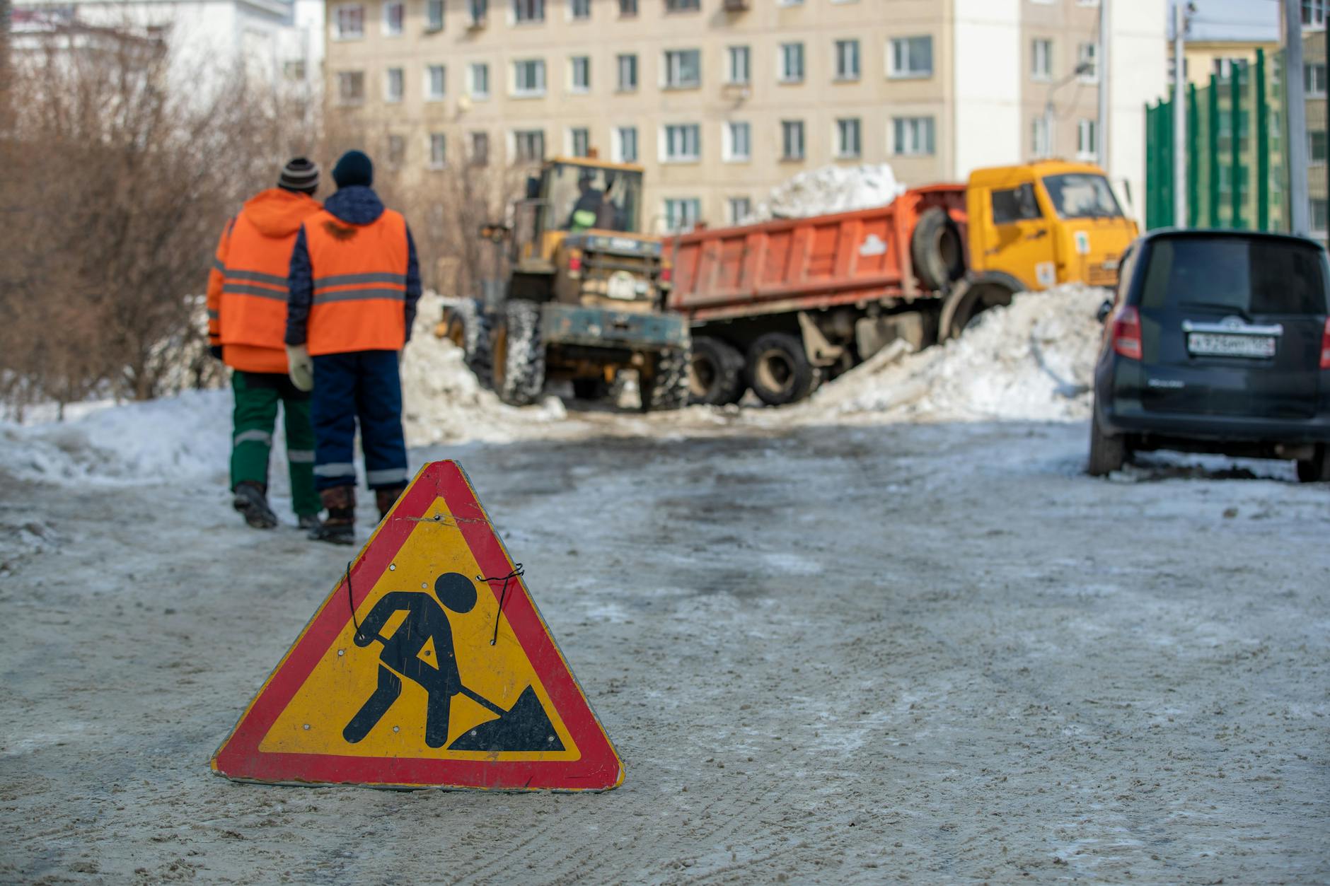 Ce să faci dacă descoperi vicii de construcție după mutarea în locuință?