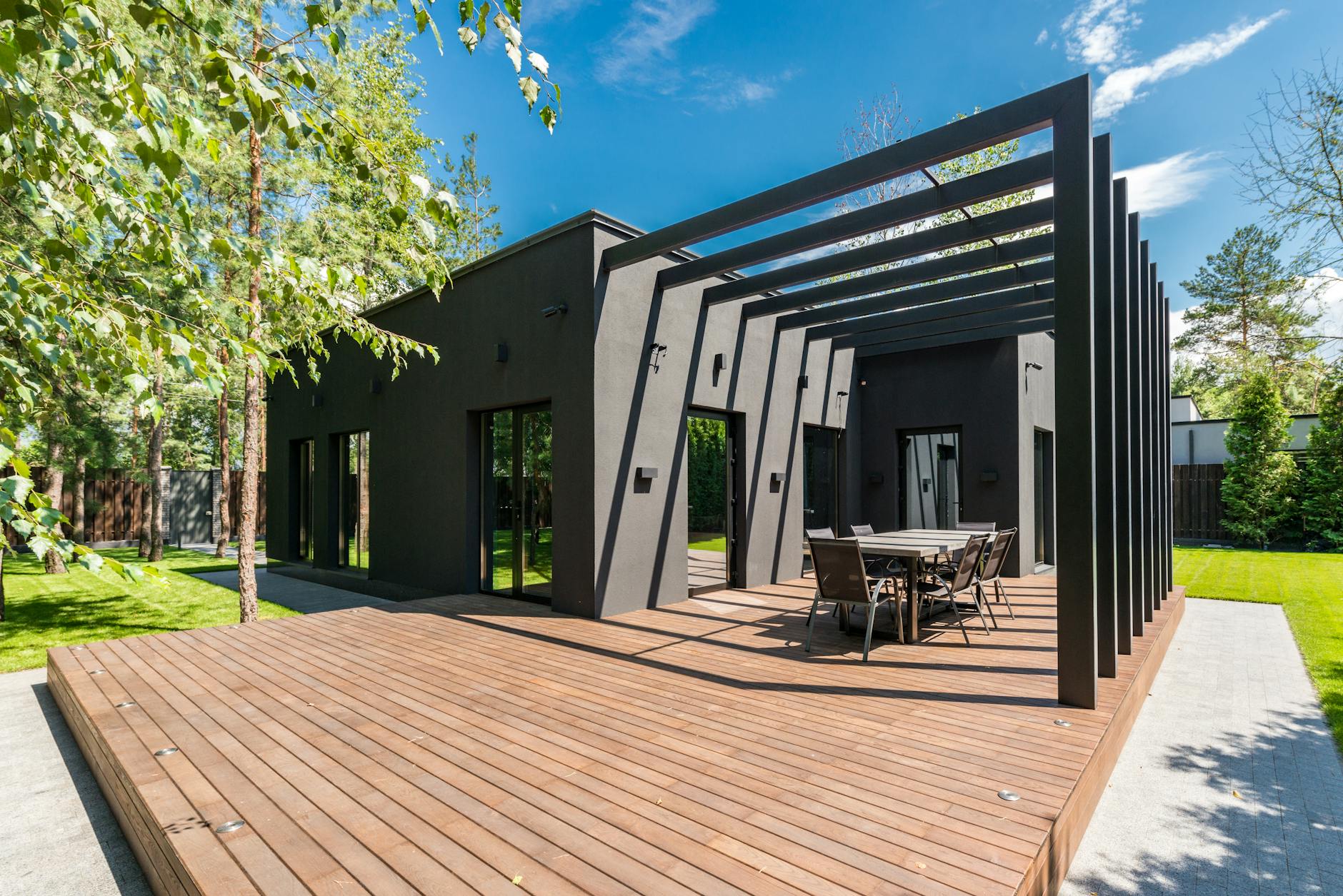 Complex Rezidențial: Cum să compari proiectele imobiliare din aceeași zonă?